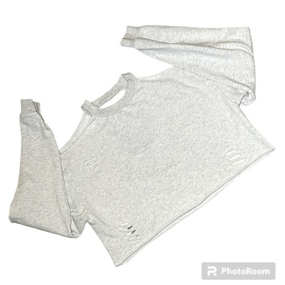 HONEY PUNCH SHOULDER-LESS DISTRESSED TEARS LONG SLEEVE MED LENGTH CROP SWEATER - Picture 1 of 5
